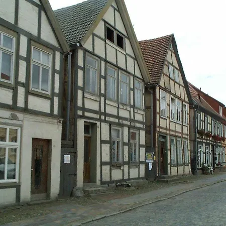 度假居 In Plau Am Mit Terrasse Und Garten