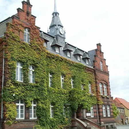 In Plau Am Mit Terrasse Und Garten * 普劳西